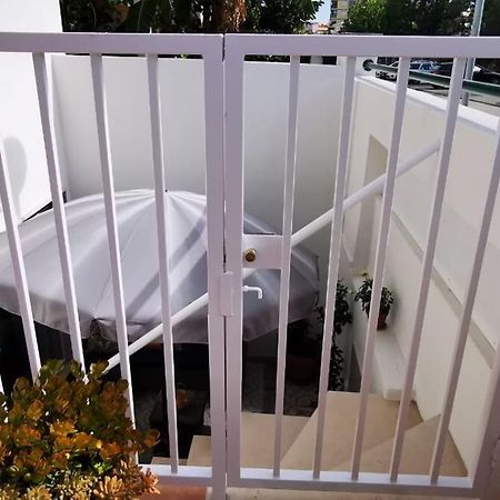 Appartamento Quarto Duplo Com Kitchenette, Wc E Patio Privativo Corroios Esterno foto